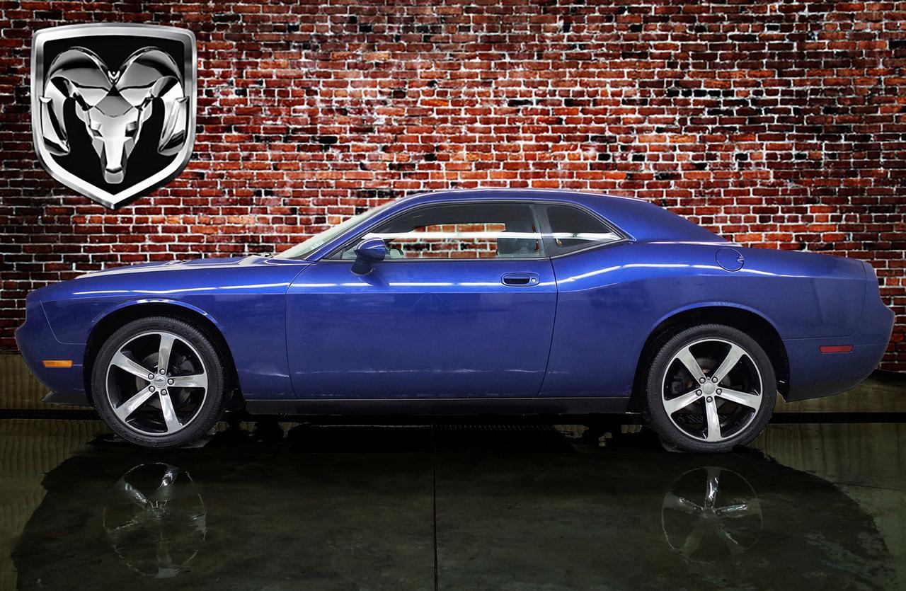 2009 Dodge Challenger SE COUPE