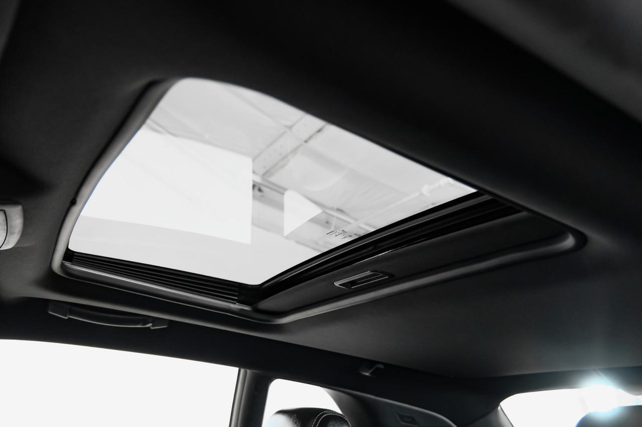 2009 Dodge Challenger SRT8 AUTOMATIC NAVIGATION SUNROOF LEATHER HEATED SEATS BLUETOOTH POWER DRIVER SEAT Carrollton TX