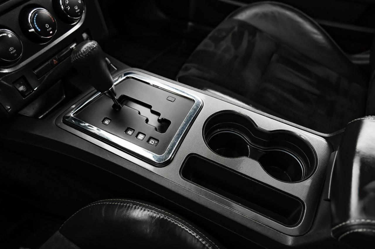 2009 Dodge Challenger SRT8 AUTOMATIC NAVIGATION SUNROOF LEATHER HEATED SEATS BLUETOOTH POWER DRIVER SEAT Carrollton TX