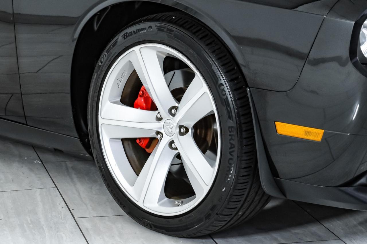 2009 Dodge Challenger SRT8 AUTOMATIC NAVIGATION SUNROOF LEATHER HEATED SEATS BLUETOOTH POWER DRIVER SEAT Carrollton TX