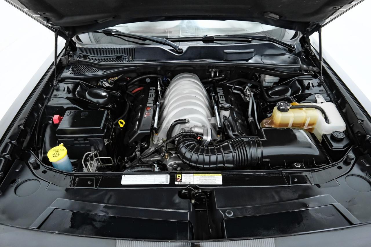 2009 Dodge Challenger SRT8 AUTOMATIC NAVIGATION SUNROOF LEATHER HEATED SEATS BLUETOOTH POWER DRIVER SEAT Carrollton TX