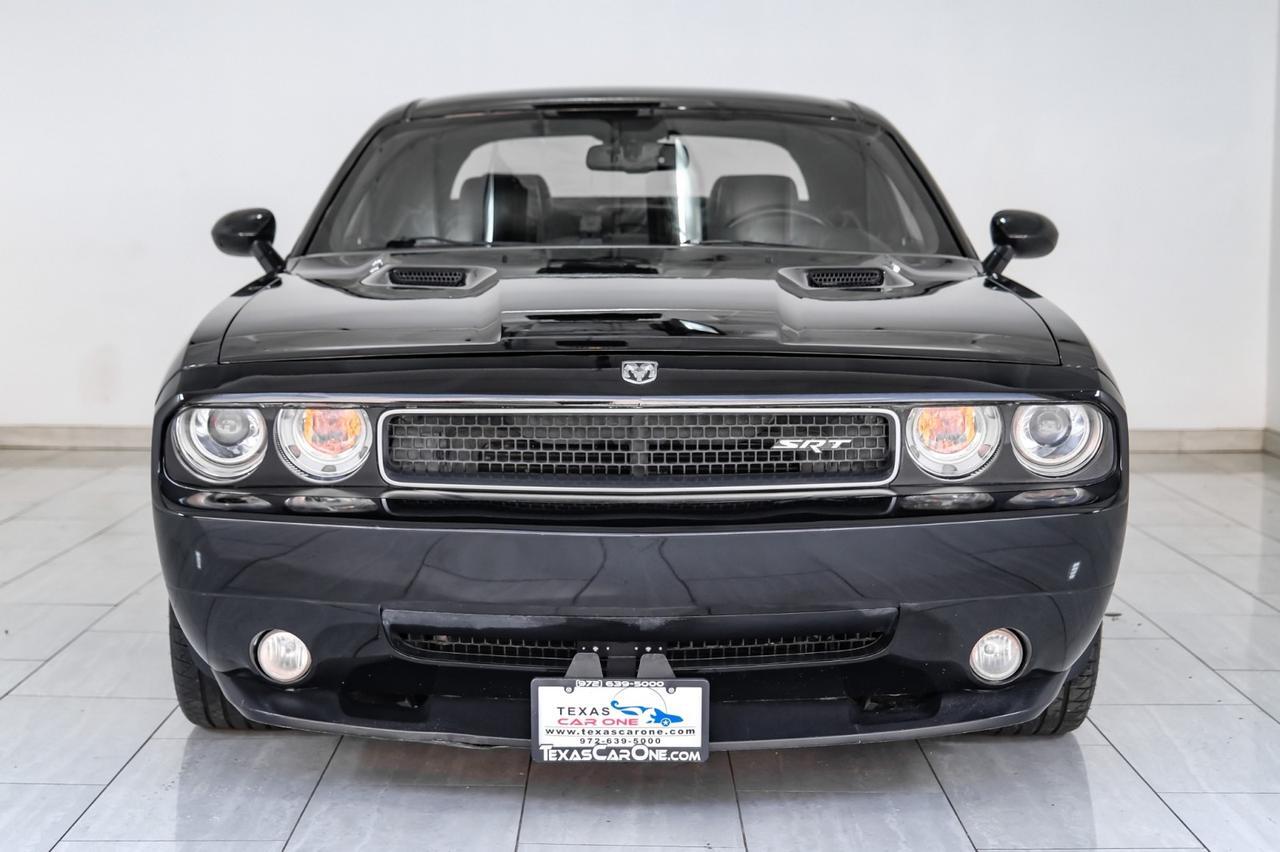 2009 Dodge Challenger SRT8 AUTOMATIC SUNROOF LEATHER HEATED SEATS POWER DRIVER SEAT CRUISE CONTROL ALLOY WHEELS