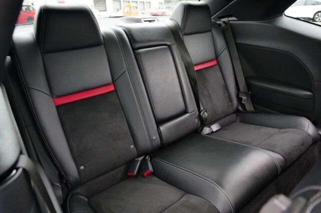 2009 Dodge Challenger SRT8 / Navigation / 6.1L Hemi V8 / Sunroof! High Point NC