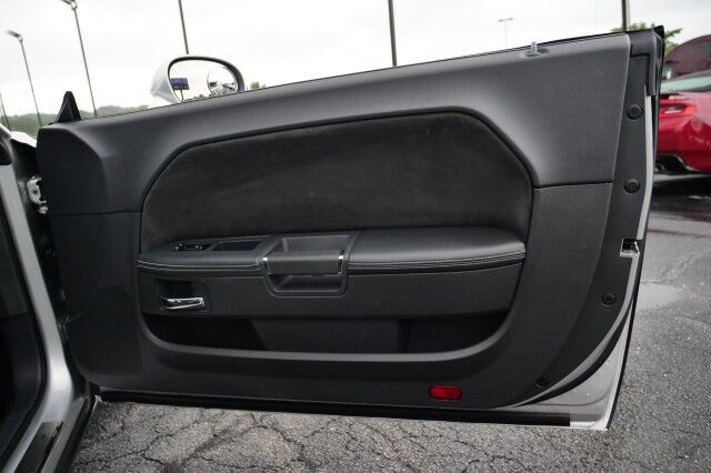 2009 Dodge Challenger SRT8 / Navigation / 6.1L Hemi V8 / Sunroof! High Point NC