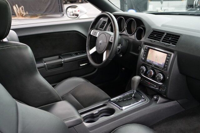 2009 Dodge Challenger SRT8 / Navigation / 6.1L Hemi V8 / Sunroof! High Point NC
