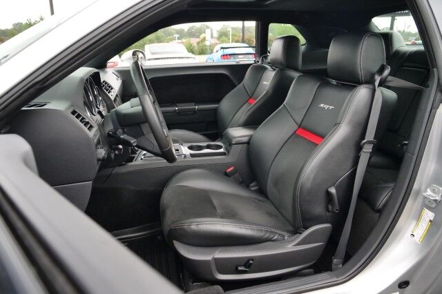 2009 Dodge Challenger SRT8 / Navigation / 6.1L Hemi V8 / Sunroof! High Point NC