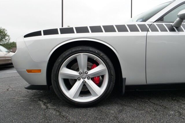 2009 Dodge Challenger SRT8 / Navigation / 6.1L Hemi V8 / Sunroof! High Point NC