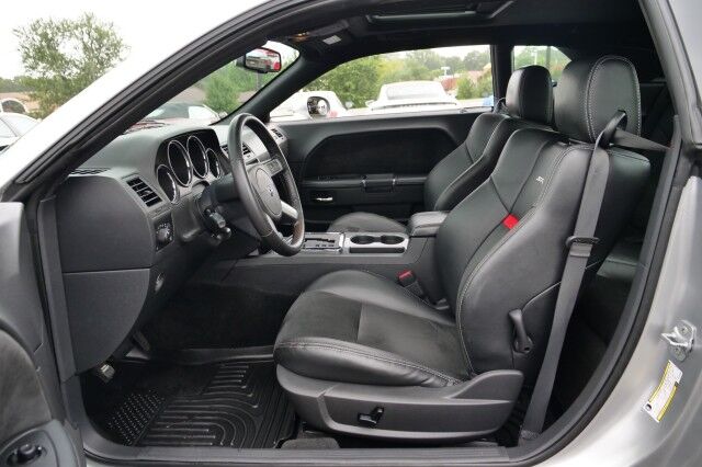 2009 Dodge Challenger SRT8 / Navigation / 6.1L Hemi V8 / Sunroof! High Point NC