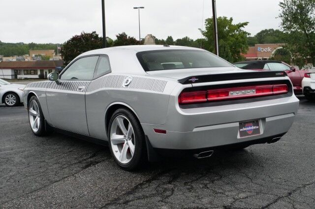 2009 Dodge Challenger SRT8 / Navigation / 6.1L Hemi V8 / Sunroof! High Point NC