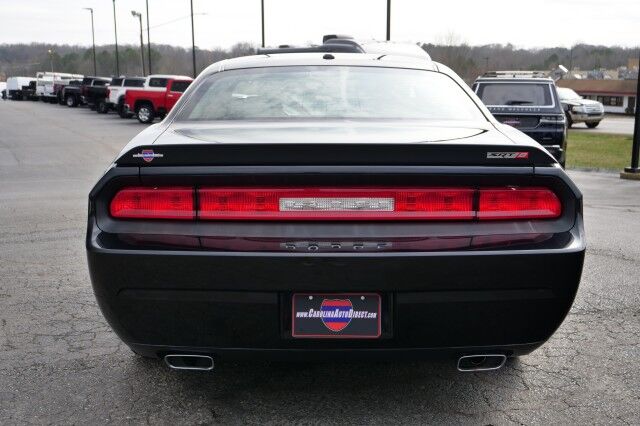 2009 Dodge Challenger SRT8 / Option Group II / Sunroof / Heated Seats! High Point NC