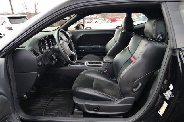 2009 Dodge Challenger SRT8 / Option Group II / Sunroof / Heated Seats! High Point NC