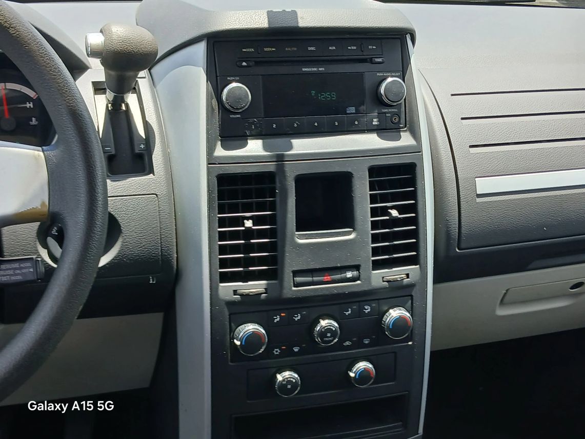 2009 Dodge Grand Caravan Passenger SE Minivan 4D Maitland FL