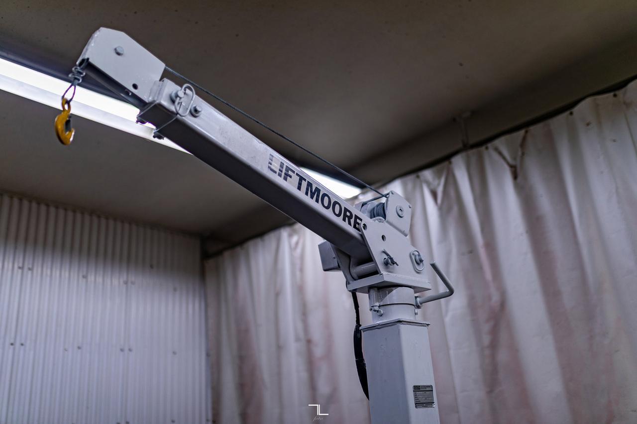 2009 Dodge Ram 3500 4x2 Reg Cab ST Deck Dually Diesel Crane Red Deer AB