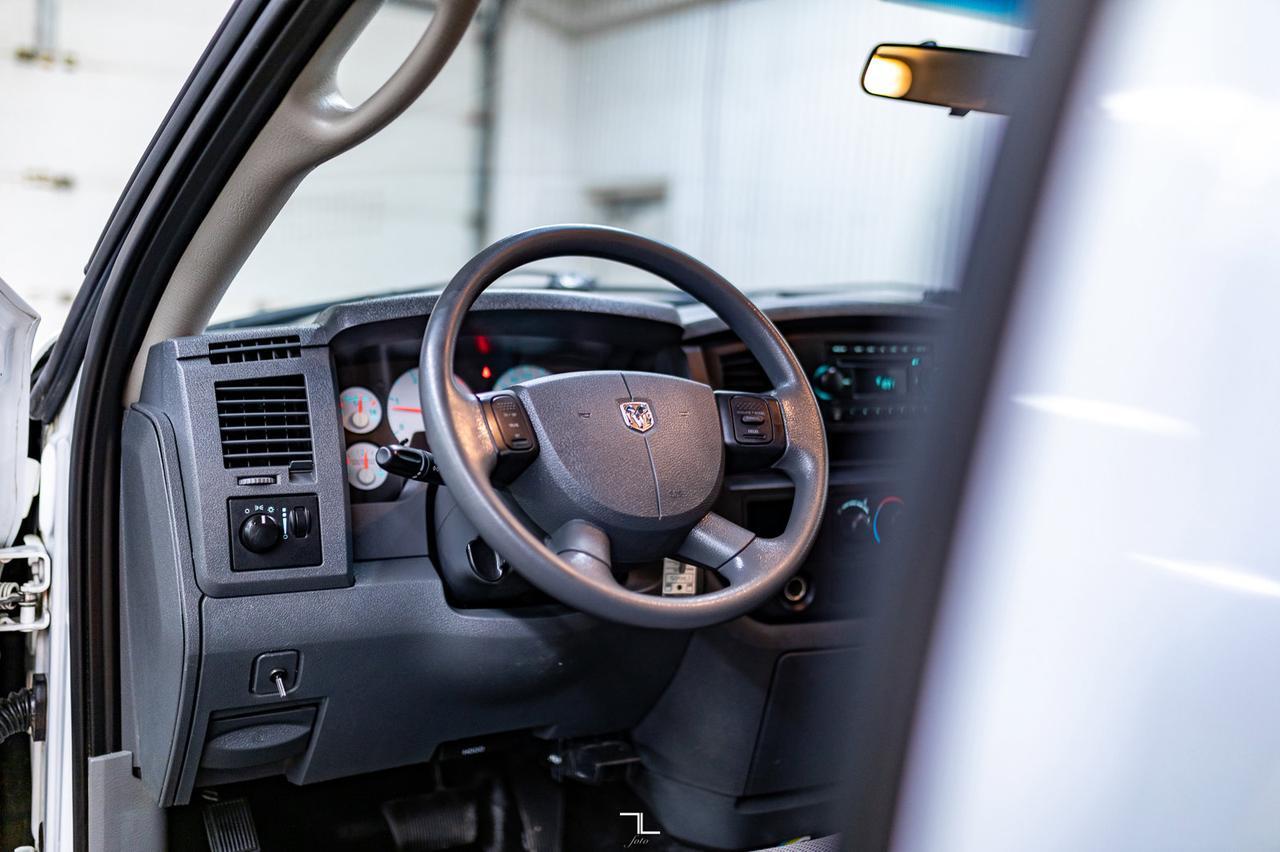 2009 Dodge Ram 3500 4x2 Reg Cab ST Deck Dually Diesel Crane Red Deer AB