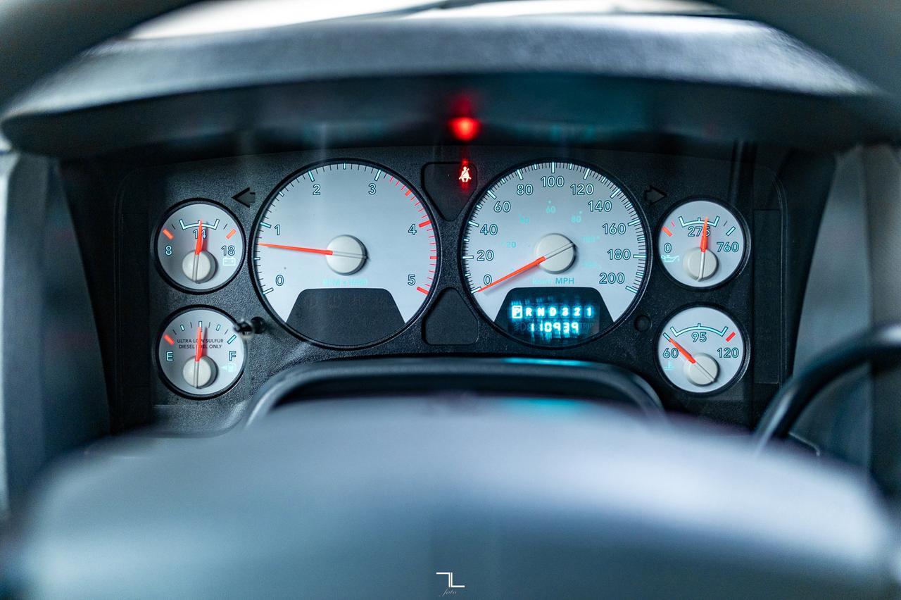 2009 Dodge Ram 3500 4x2 Reg Cab ST Deck Dually Diesel Crane Red Deer AB