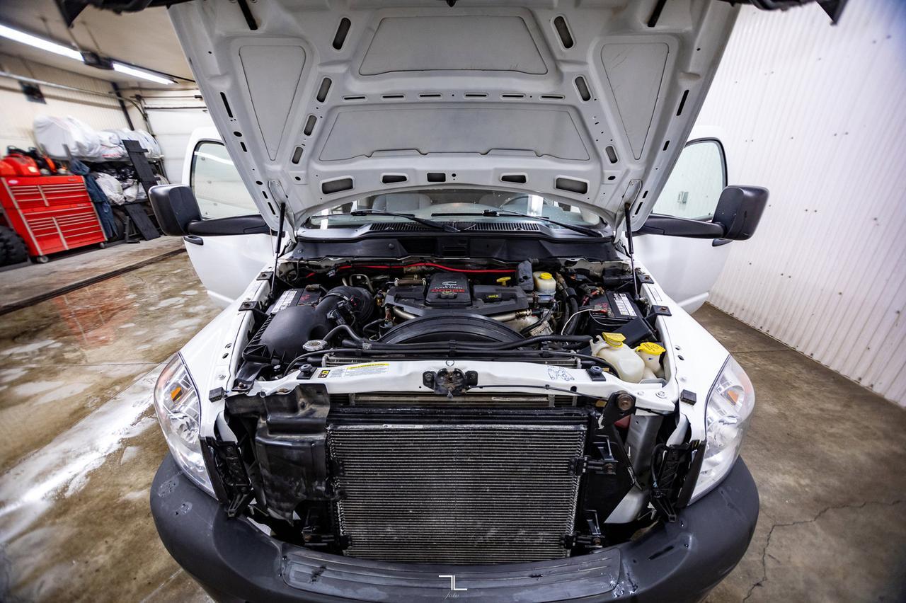 2009 Dodge Ram 3500 4x2 Reg Cab ST Deck Dually Diesel Crane Red Deer AB