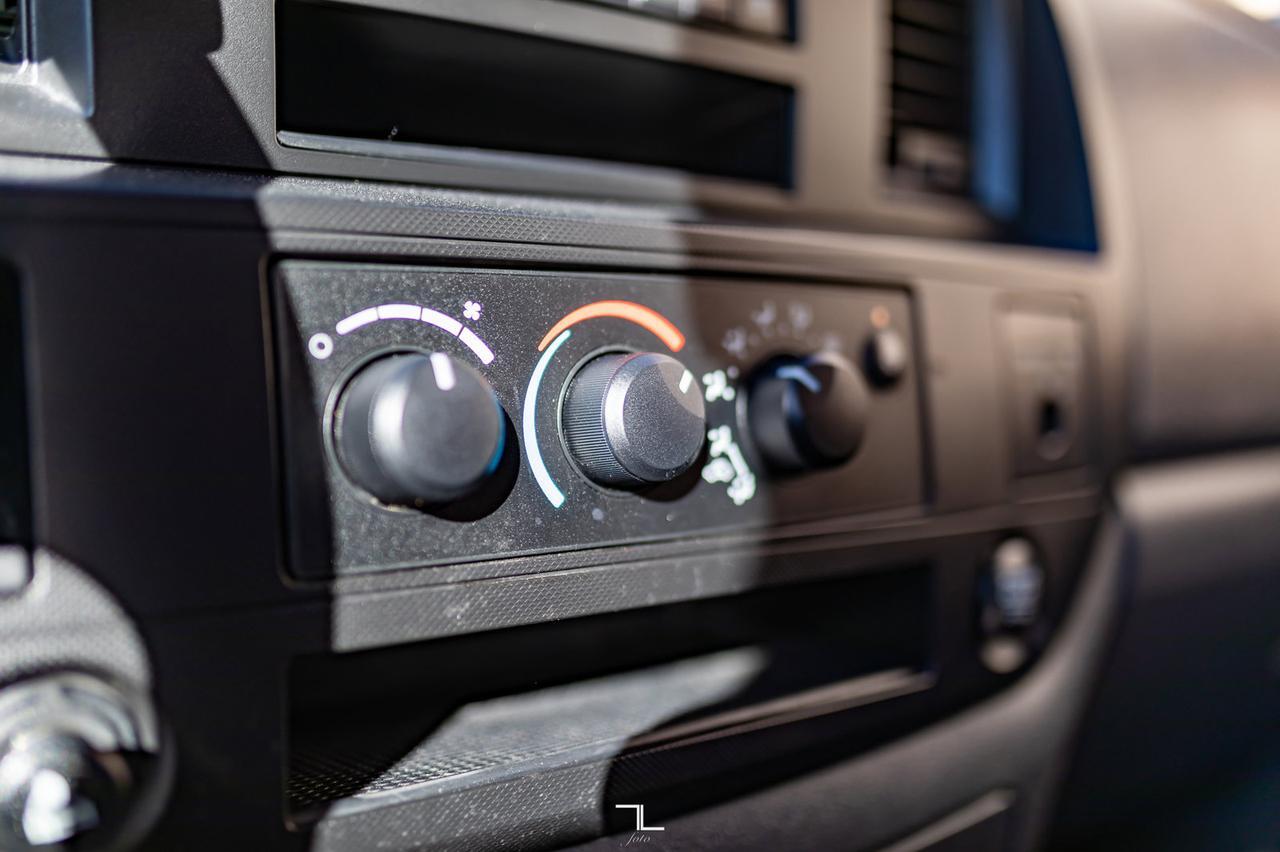 2009 Dodge Ram 3500 4x2 Reg Cab ST Dually Deck HEMI AISIN Red Deer AB