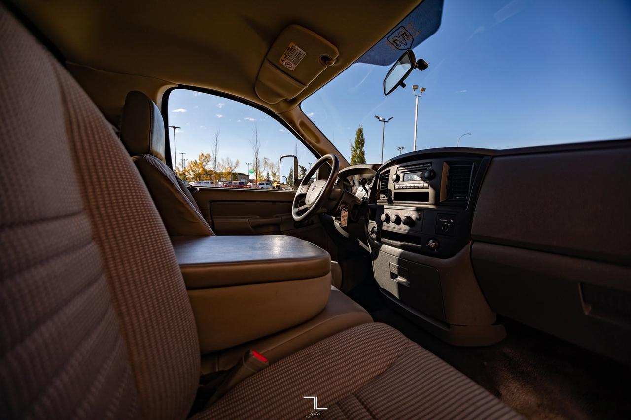 2009 Dodge Ram 3500 4x2 Reg Cab ST Dually Deck HEMI AISIN Red Deer AB