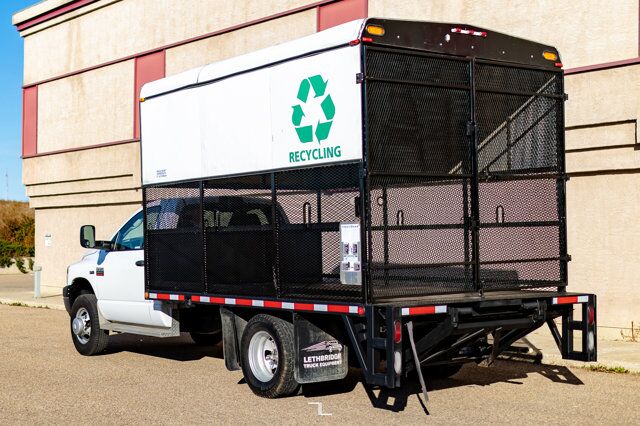 2009 Dodge Ram 3500 4x2 Reg Cab ST Dually Deck HEMI AISIN Red Deer AB