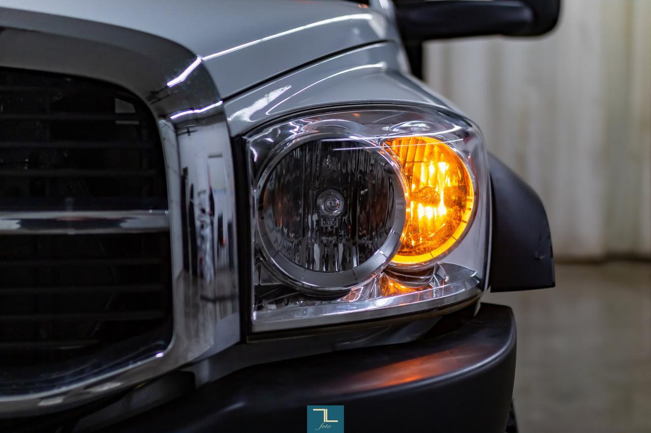 2009 Dodge Ram 5500 4x4 Quad Cab SLT Dump Box Diesel Red Deer AB