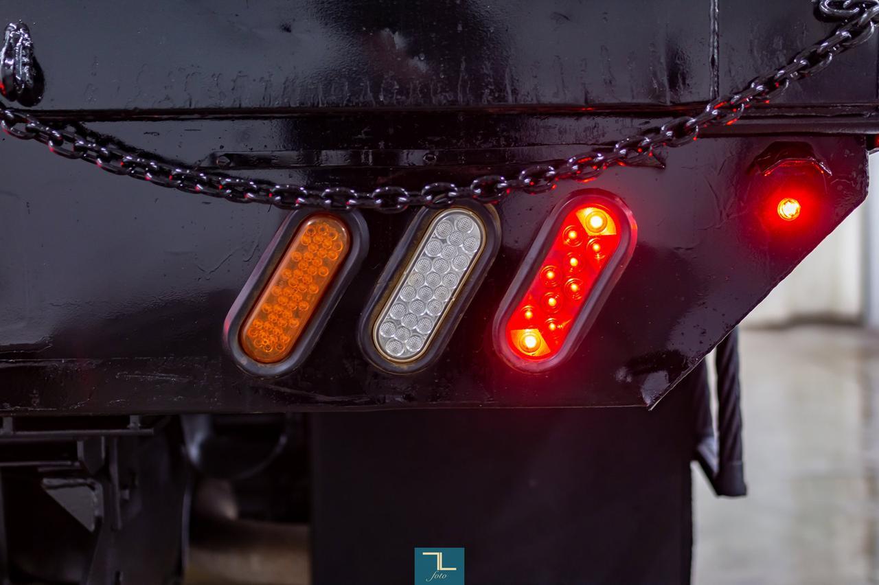 2009 Dodge Ram 5500 4x4 Quad Cab SLT Dump Box Diesel Red Deer AB