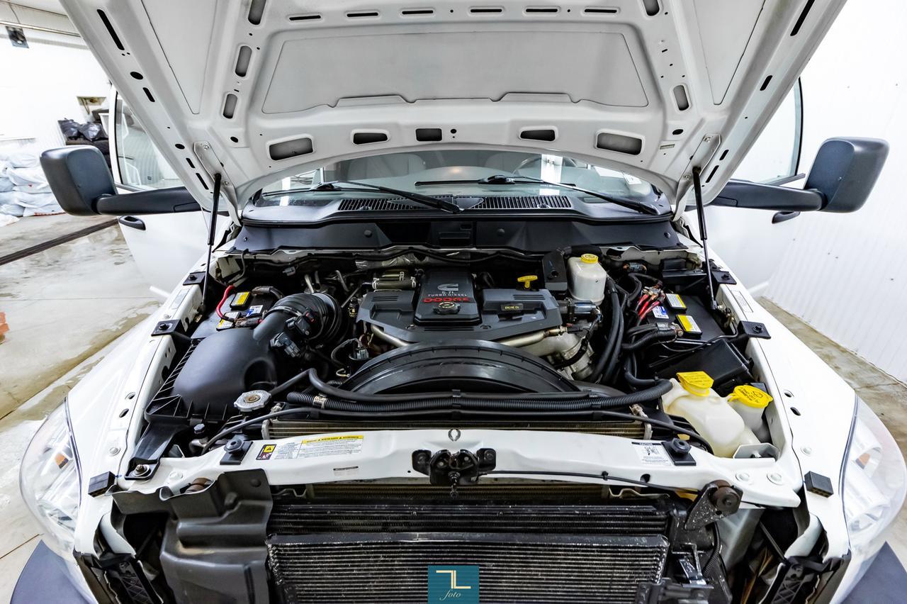 2009 Dodge Ram 5500 4x4 Quad Cab SLT Dump Box Diesel Red Deer AB