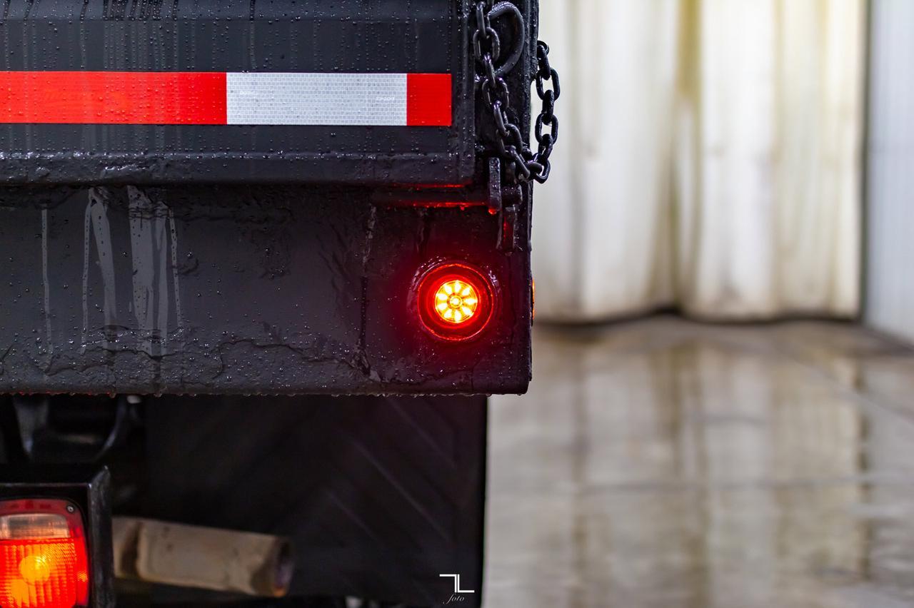 2009 Dodge Ram 5500 4x4 Quad Cab ST Dump Box Diesel Red Deer AB