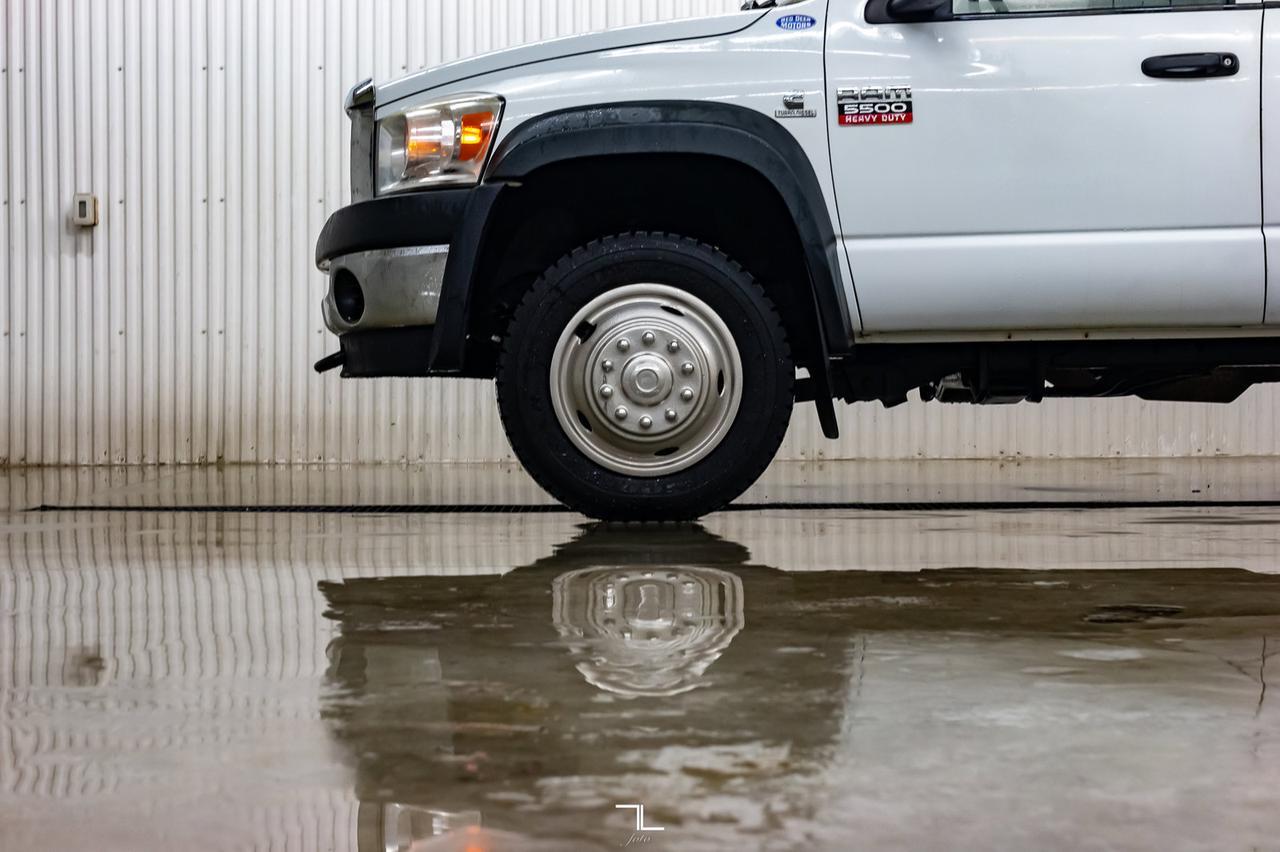 2009 Dodge Ram 5500 4x4 Quad Cab ST Dump Box Diesel Red Deer AB
