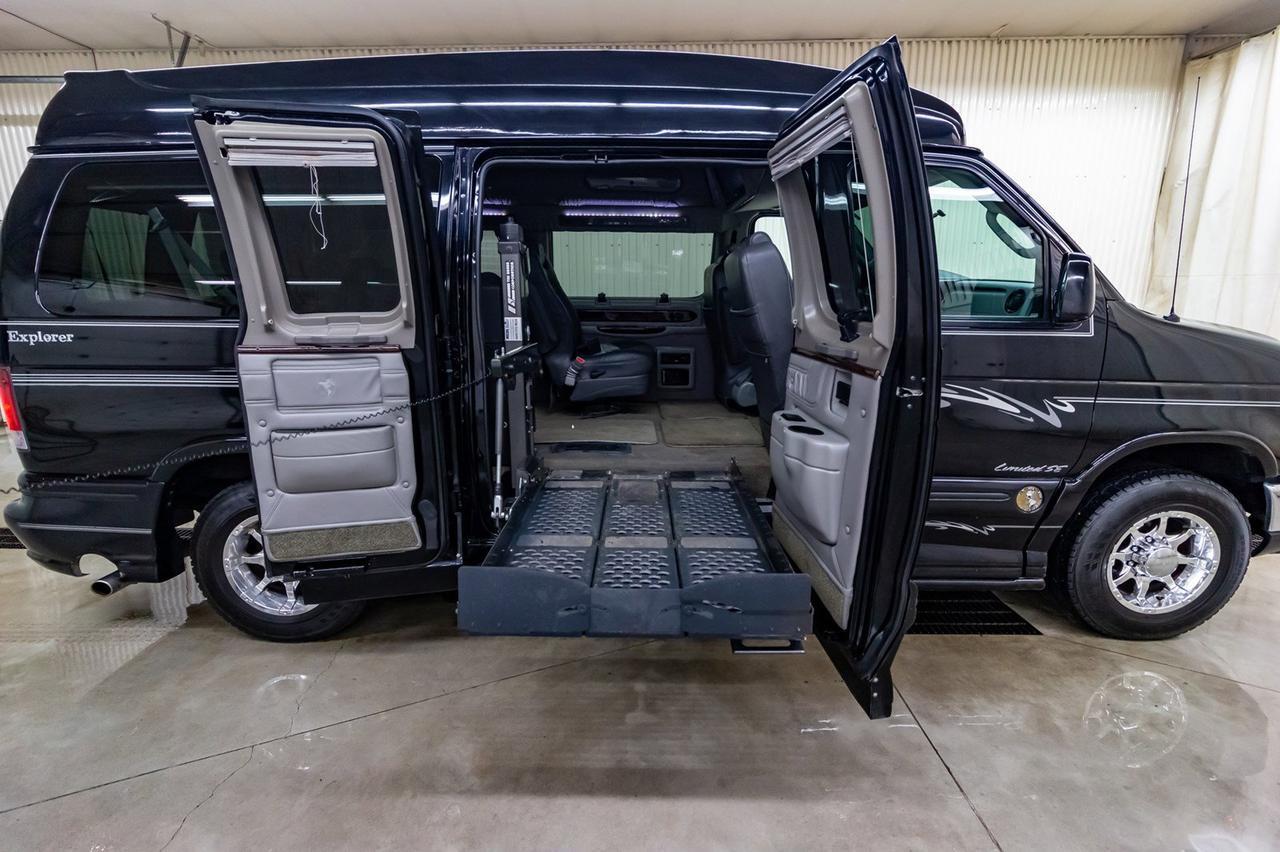 2009 Ford E-150 Explorer Limited SE Conversion Wheelchair Red Deer AB
