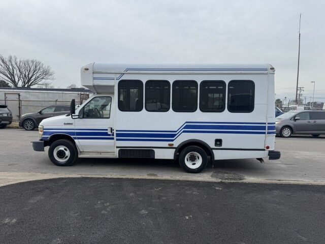 2009 Ford E 350 Wheelchair Capable Bus  Henrico VA