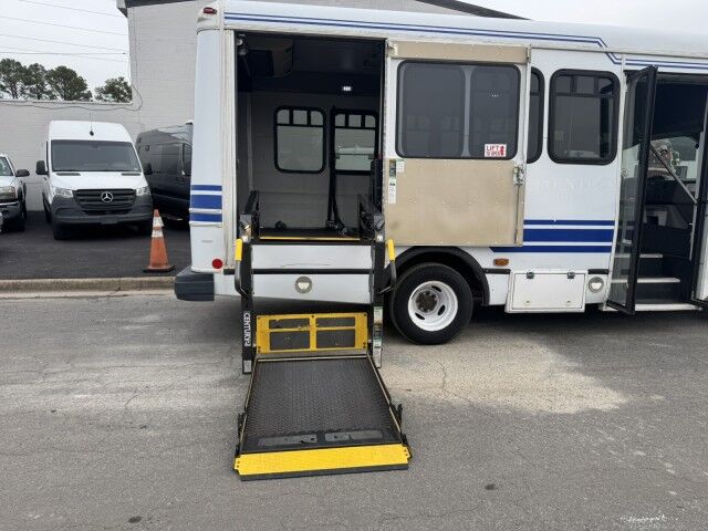 2009 Ford E 350 Wheelchair Capable Bus  Henrico VA