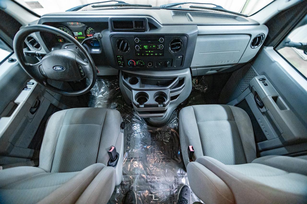 2009 Ford E-350 XLT 15 Passenger Red Deer AB