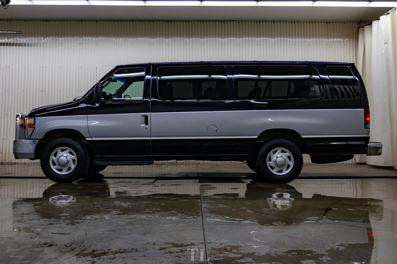 2009 Ford E-350 XLT Extended 15 Passenger Van Red Deer AB