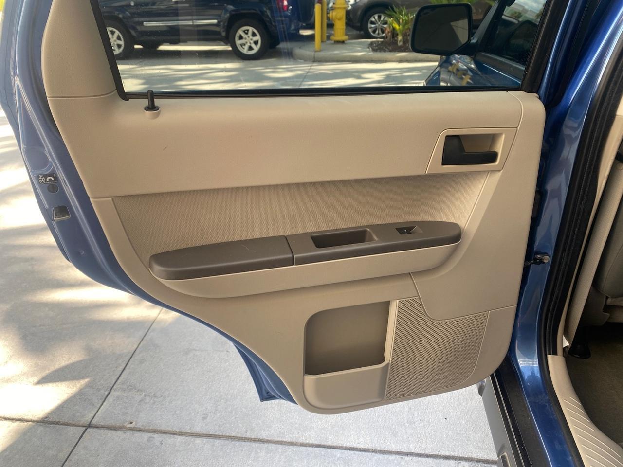 2009 Ford Escape XLS LOW MILES 25,482 Pompano Beach FL