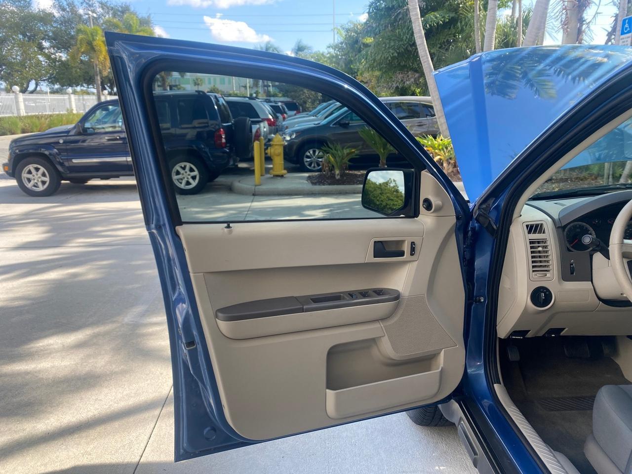 2009 Ford Escape XLS LOW MILES 25,482 Pompano Beach FL
