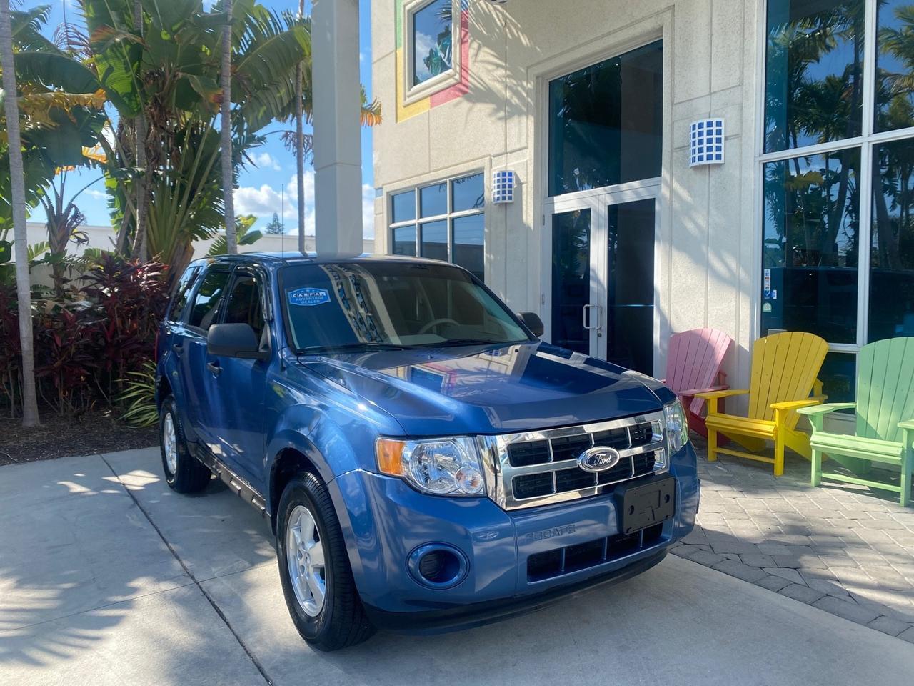 2009 Ford Escape XLS LOW MILES 25,482
