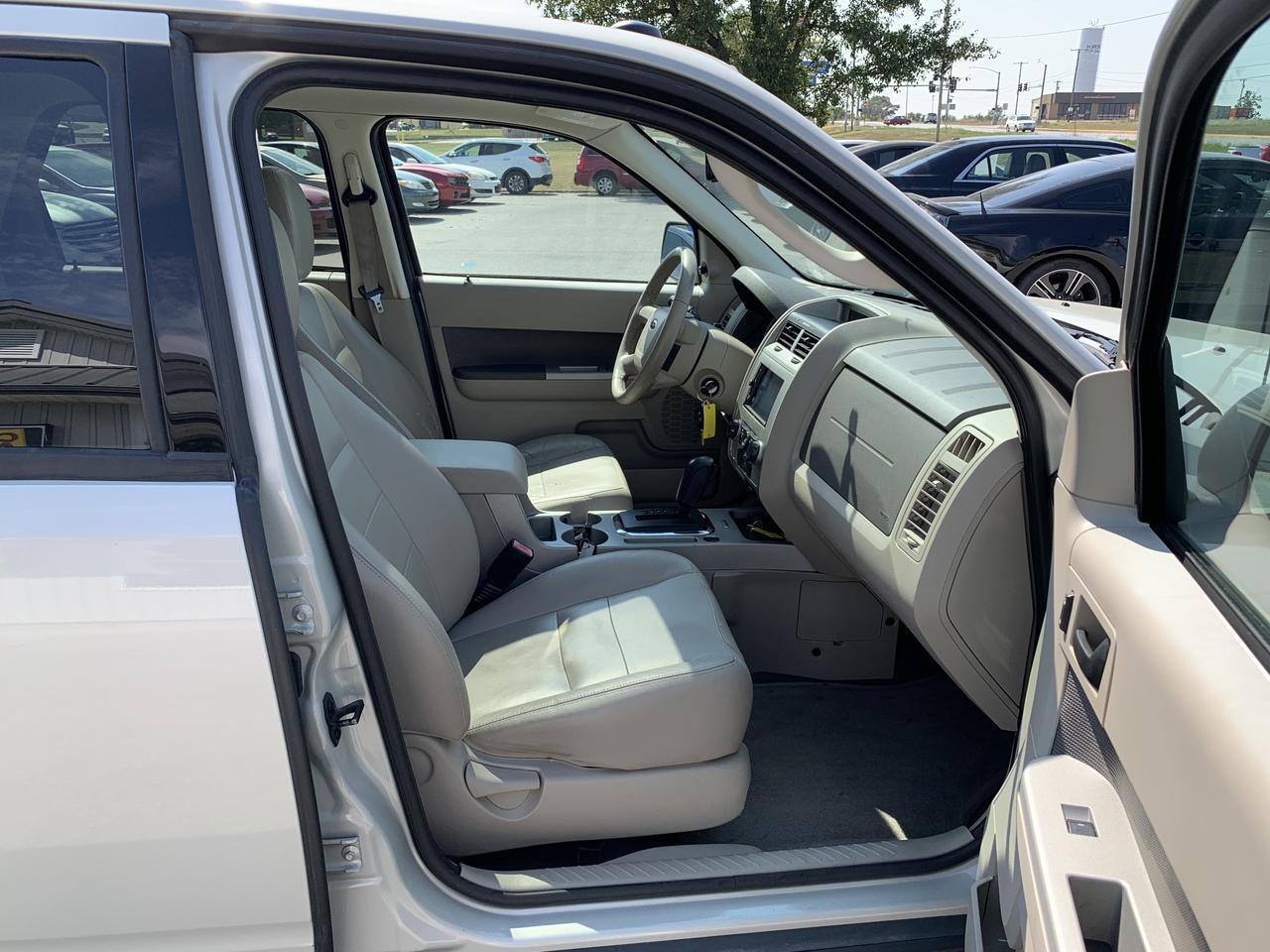 2009 Ford Escape XLT Sport Utility 4D Aurora MO