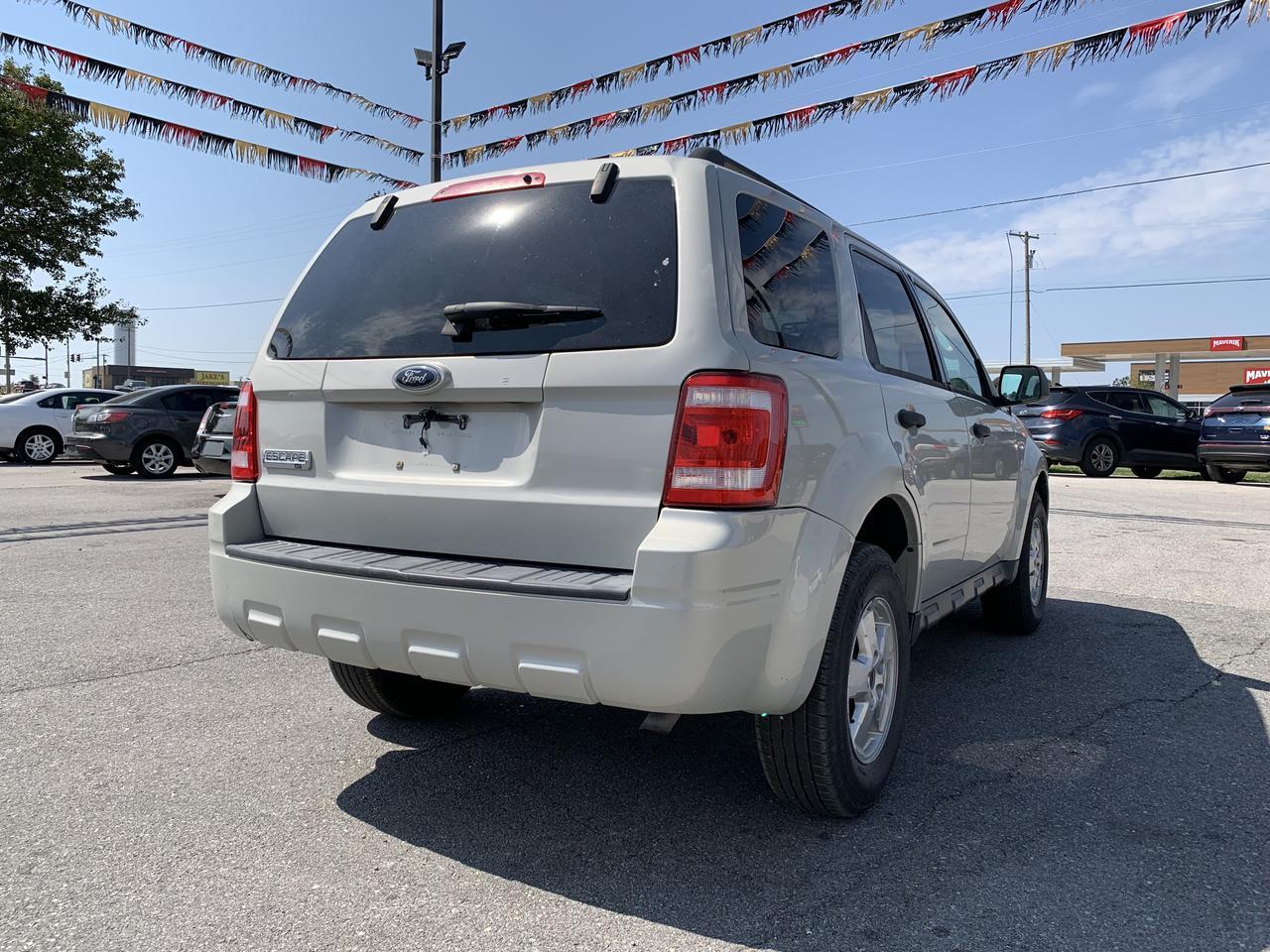 2009 Ford Escape XLT Sport Utility 4D Aurora MO