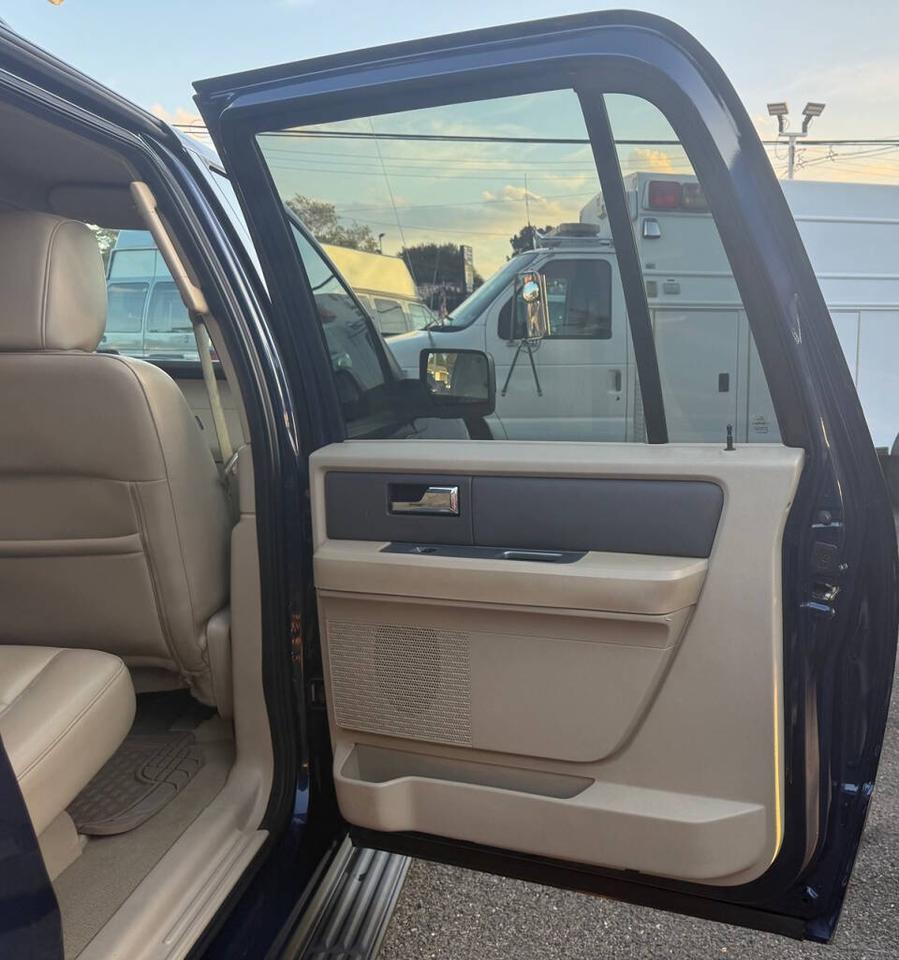 2009 Ford Expedition EL XLT 4x4 4dr SUV Edison NJ