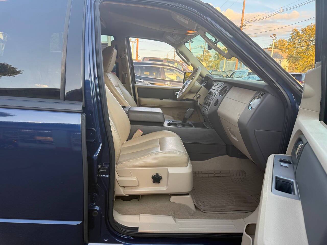 2009 Ford Expedition EL XLT 4x4 4dr SUV Edison NJ