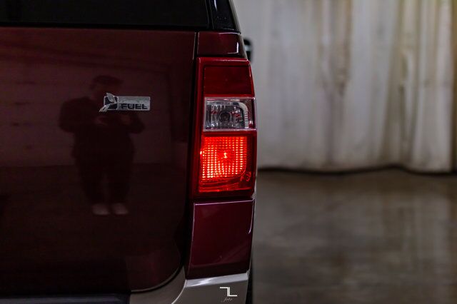 2009 Ford Expedition Max 4x4 Eddie Bauer Edition Leather DVD BCam Red Deer AB