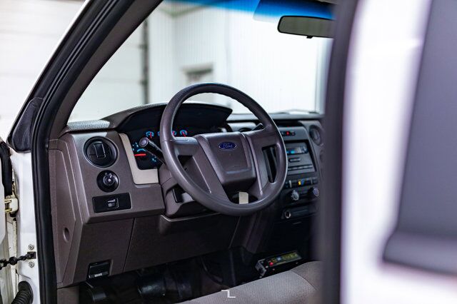 2009 Ford F-150 4x4 Reg Cab XLS Longbox Red Deer AB