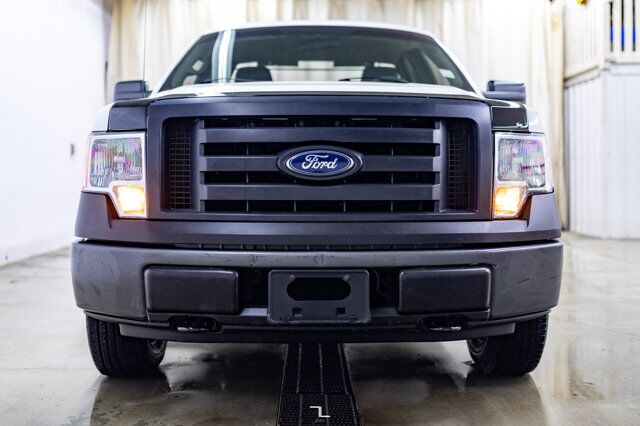 2009 Ford F-150 4x4 Reg Cab XLS Longbox Red Deer AB