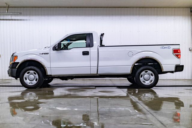 2009 Ford F-150 4x4 Reg Cab XLS Longbox Red Deer AB