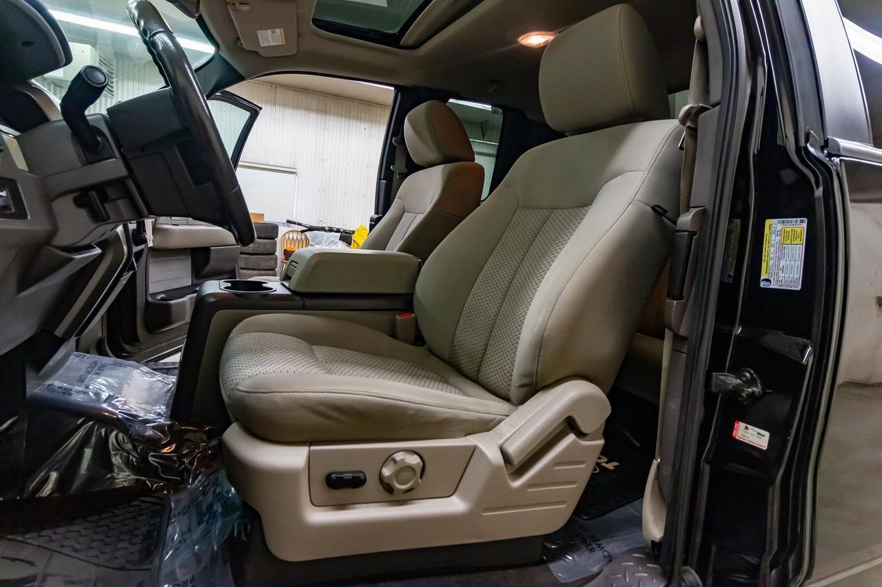 2009 Ford F-150 4x4 Super Cab XLT Roof Red Deer AB