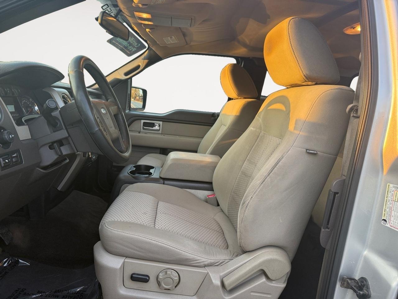 2009 Ford F-150 XL, TONNEAU COVER, RUNNING BOARDS, BLUETOOTH, MANUAL MIRRORS, REMOVABLE TAILGATE W/ KEY, POWER DRIVER SEAT, CLEAN CARFAX, LOW MILES, A HIDDEN GEM READY FOR THE ROAD!