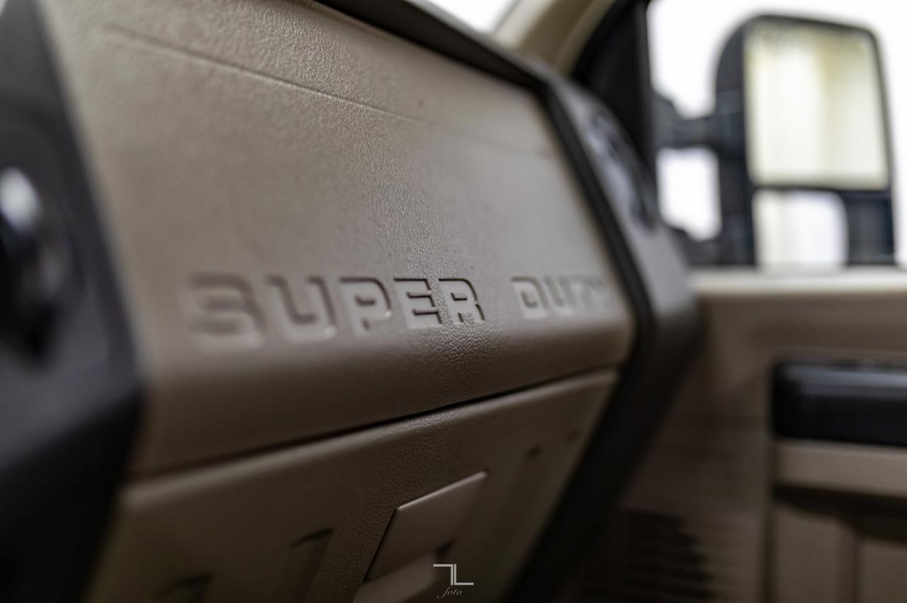 2009 Ford F-250 4x2 Reg Cab XL Longbox Red Deer AB