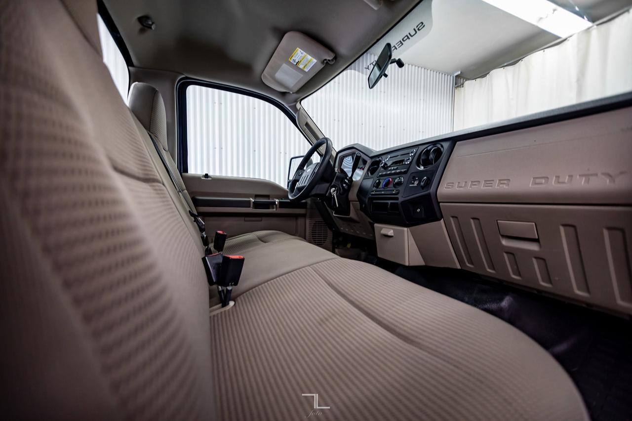 2009 Ford F-250 4x2 Reg Cab XL Longbox Red Deer AB