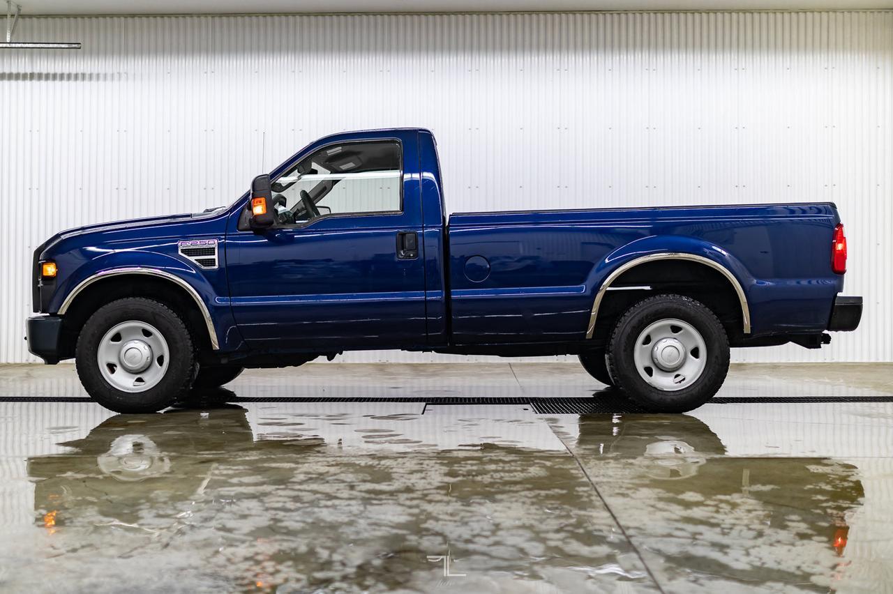 2009 Ford F-250 4x2 Reg Cab XL Longbox Red Deer AB