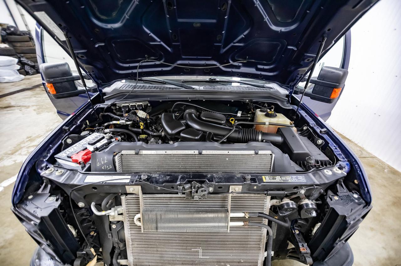 2009 Ford F-250 4x2 Reg Cab XL Longbox Red Deer AB